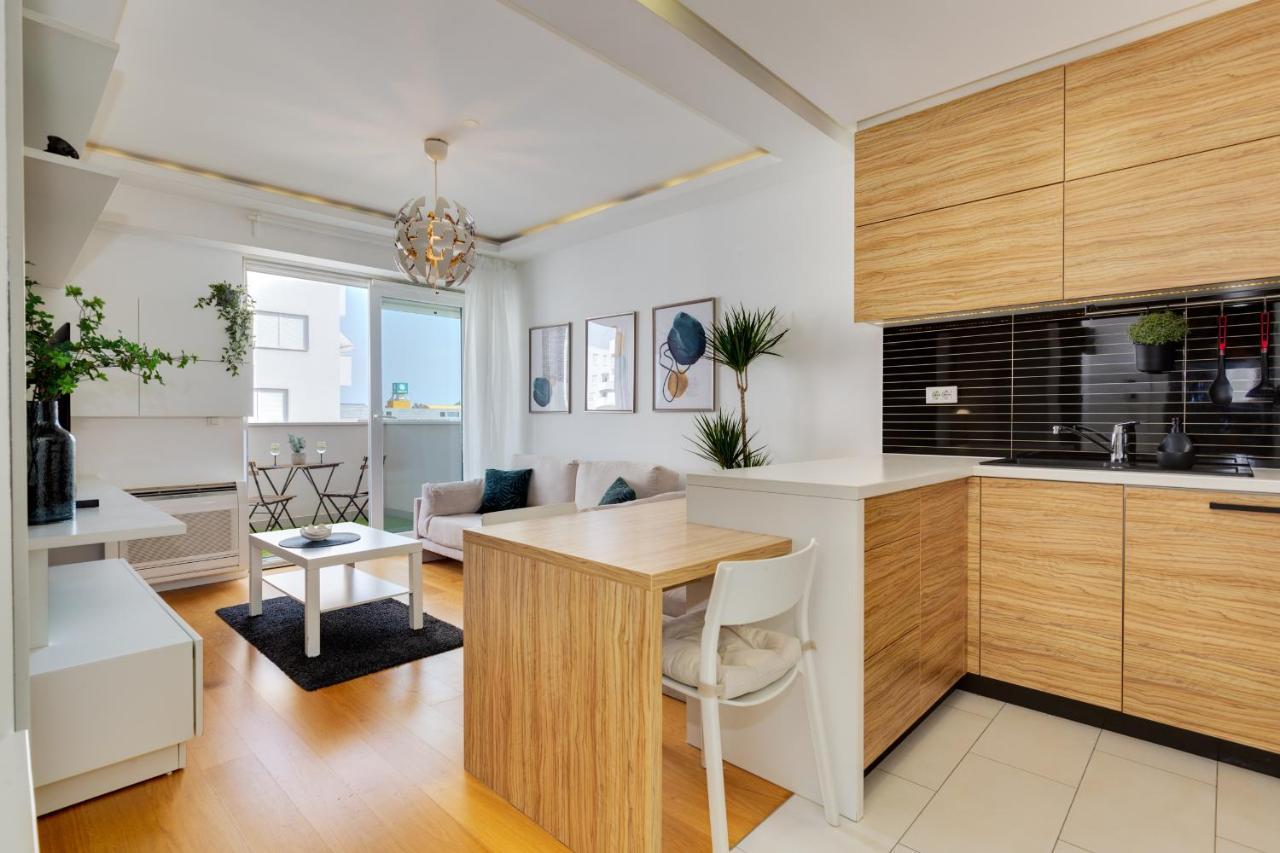 City Lux Apartment 1- With Garage And Balcony 扎达尔 外观 照片