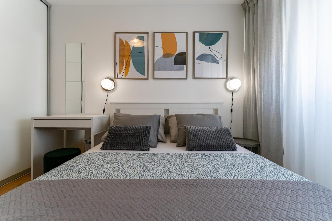 City Lux Apartment 1- With Garage And Balcony 扎达尔 外观 照片